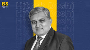 hitesh doshi waaree energies ceo and chairman